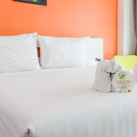 The Frutta Boutique Hotel Patong Luaran gambar