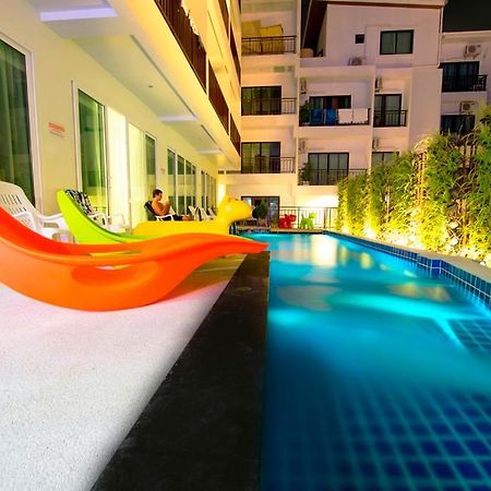 The Frutta Boutique Hotel Patong Luaran gambar