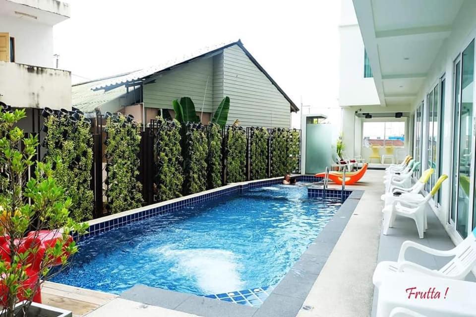 The Frutta Boutique Hotel Patong Luaran gambar